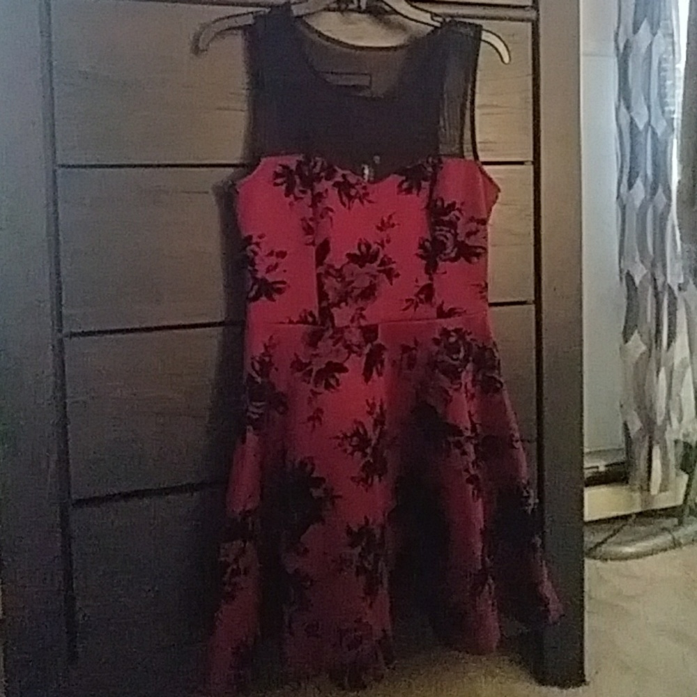 Junior party dress